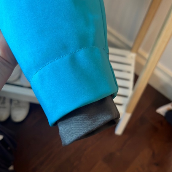 Colombia jacket- great fit/ good condition - Picture 8 of 8